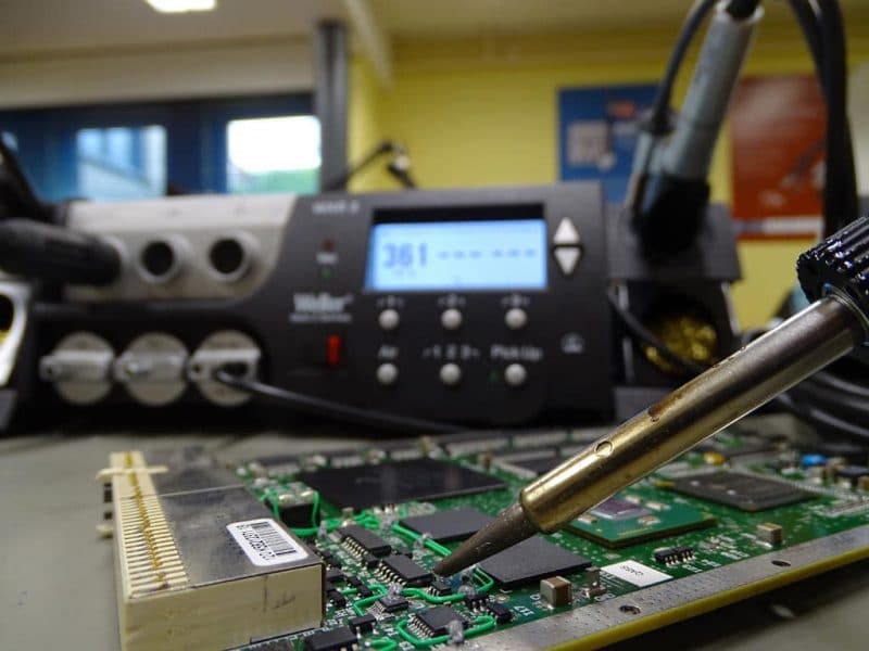 49023164241_6d27664762_b Certified PIEK Operator - Quality criteria Rework, modification and repair of electronic assemblies